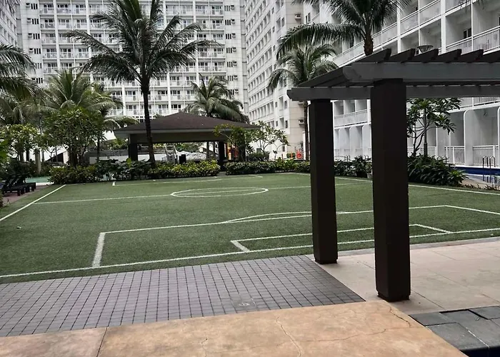 Value For Money Mall Of - Aseana Center Apartment Manila